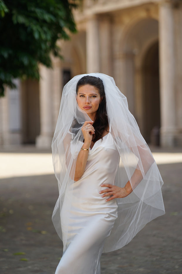 Elegant Two-Tier Tulle Bridal Veil ( 110 cm)