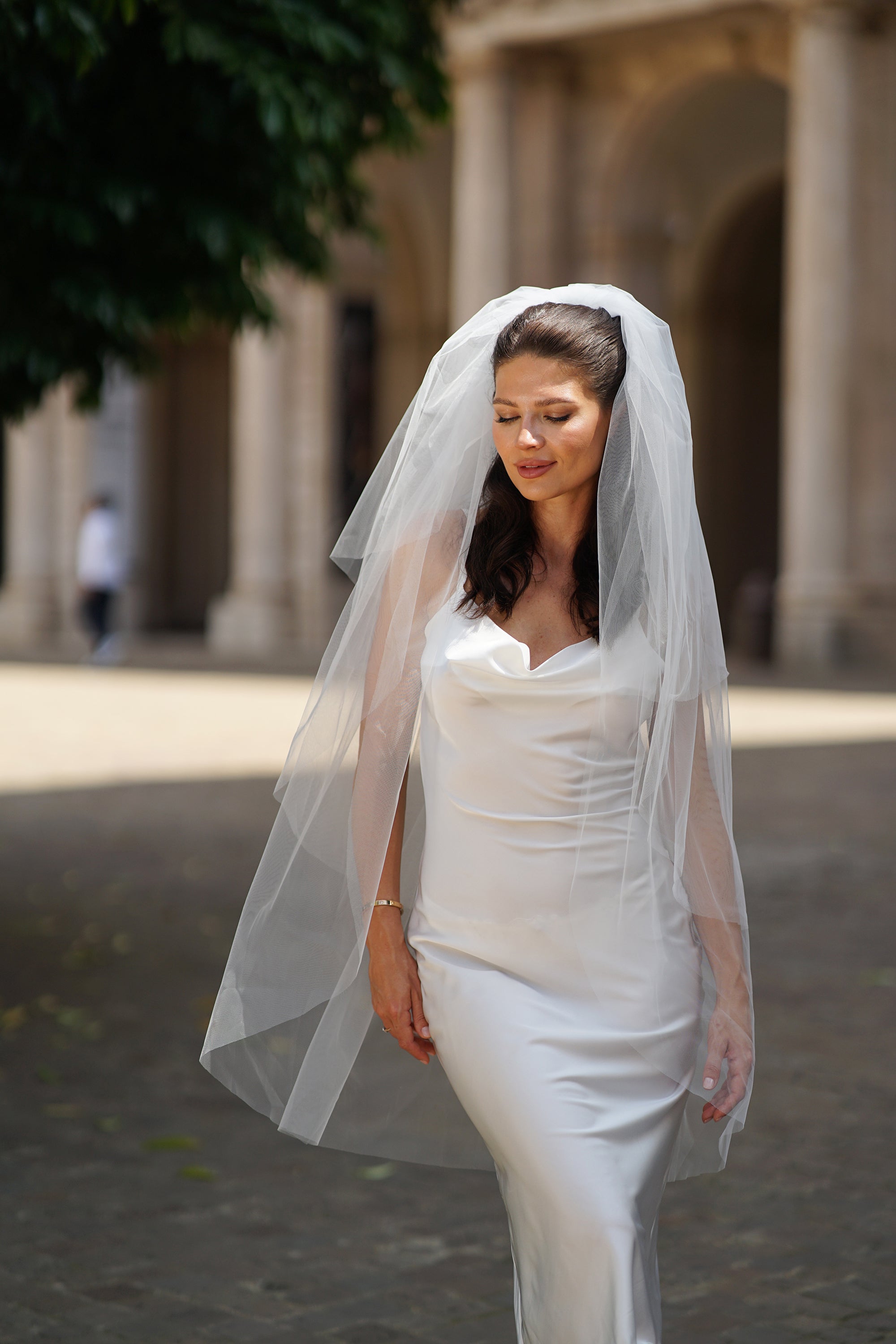 Elegant Two-Tier Tulle Bridal Veil ( 110 cm)