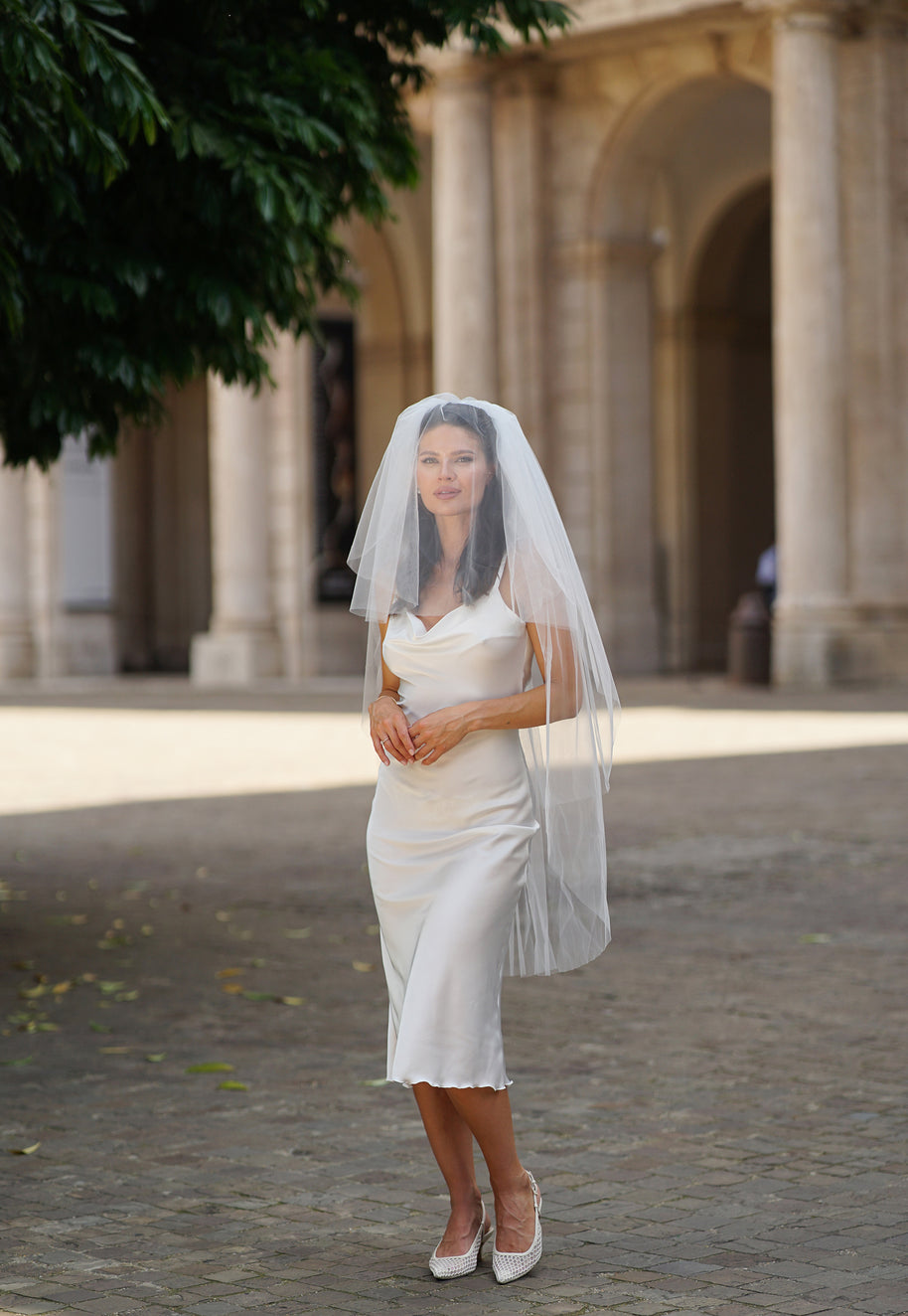 Elegant Two-Tier Tulle Bridal Veil ( 110 cm)