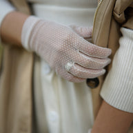 Ivory Mesh Gloves