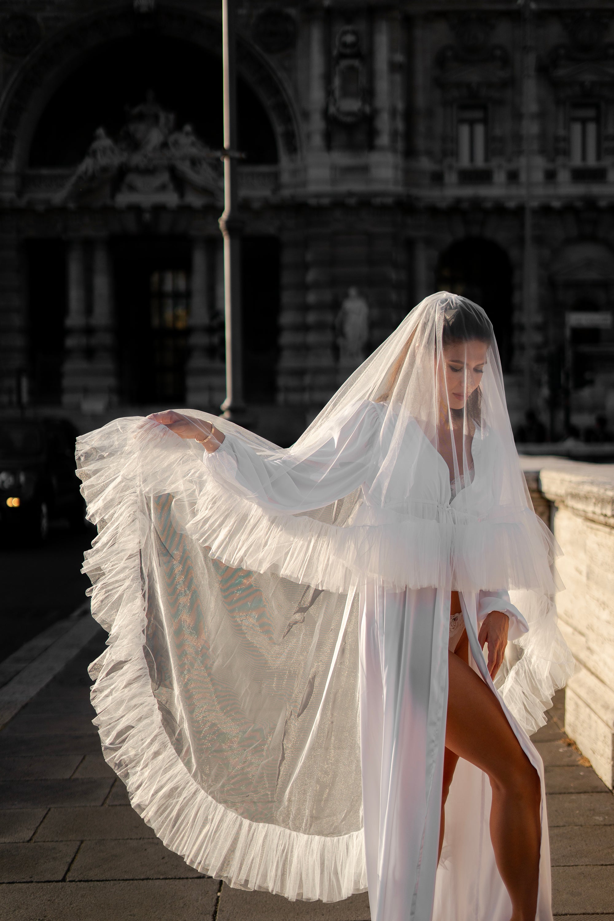 Romantic Ruffled Two-Tier Bridal Veil with Soft Tulle Trim