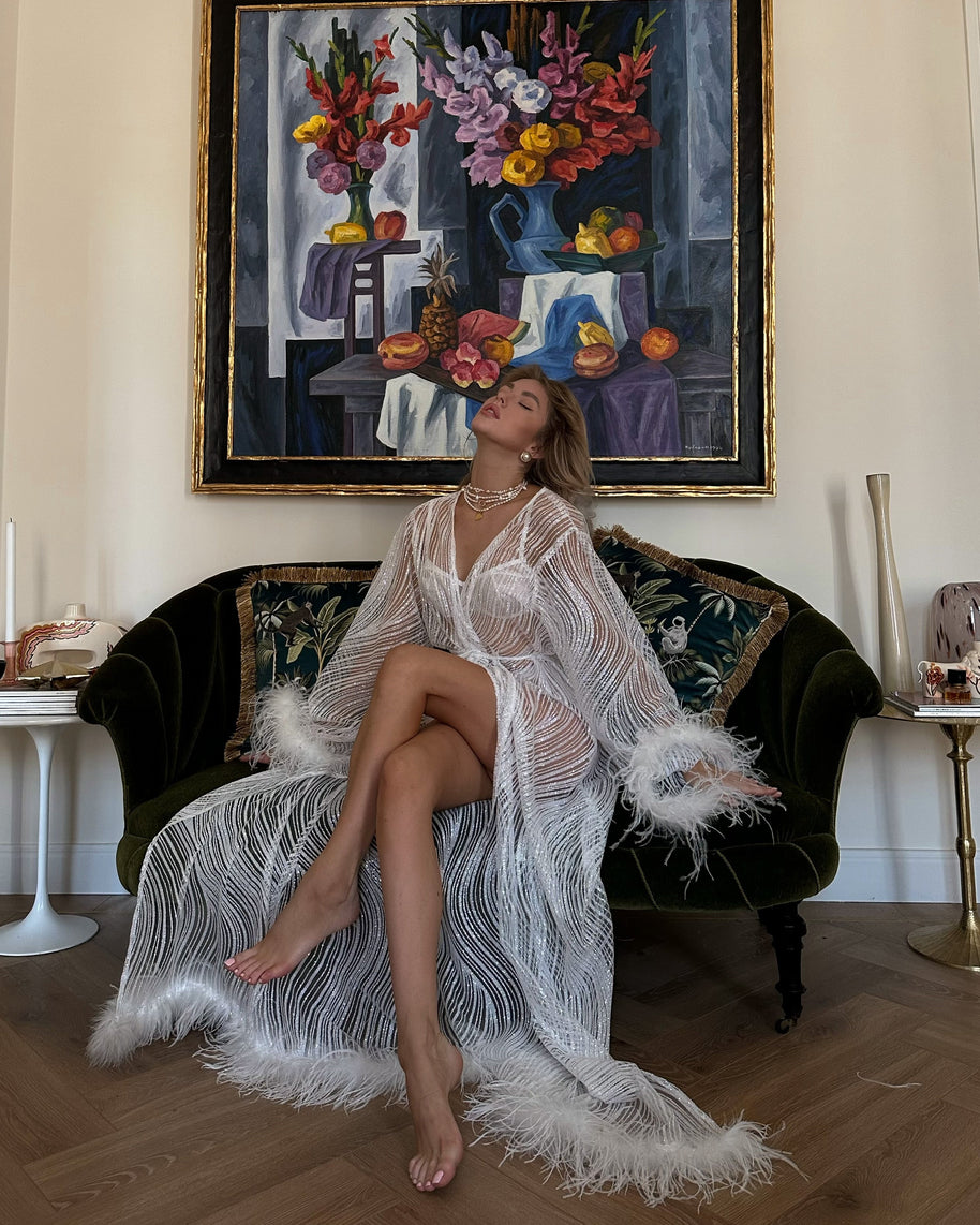 Regal Radiance - Feathered Sparkly Bridal Robe