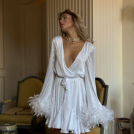 Lilou - White satin wedding robe with feathers