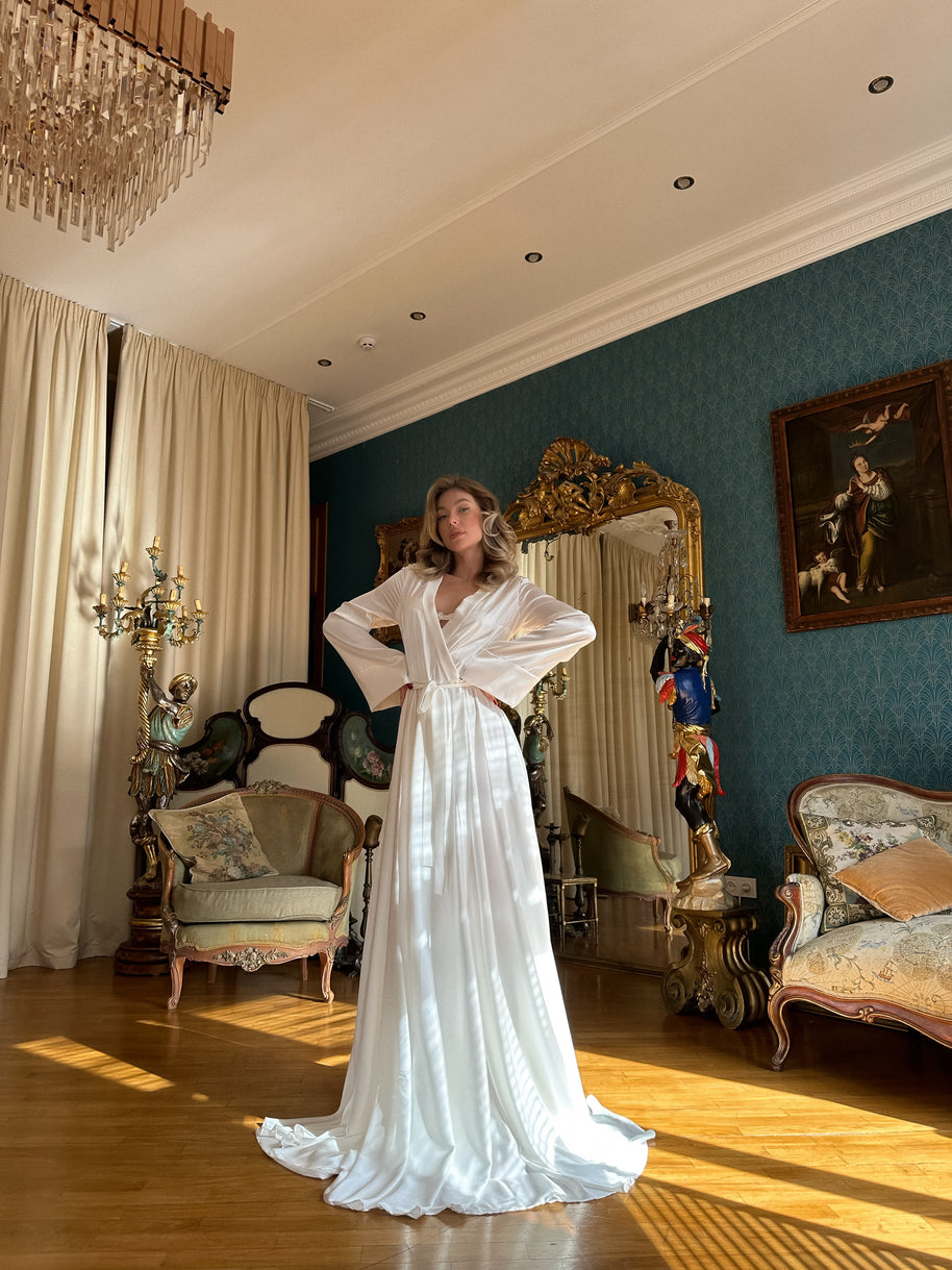 Morning Majesty - Bridal Robe with Train