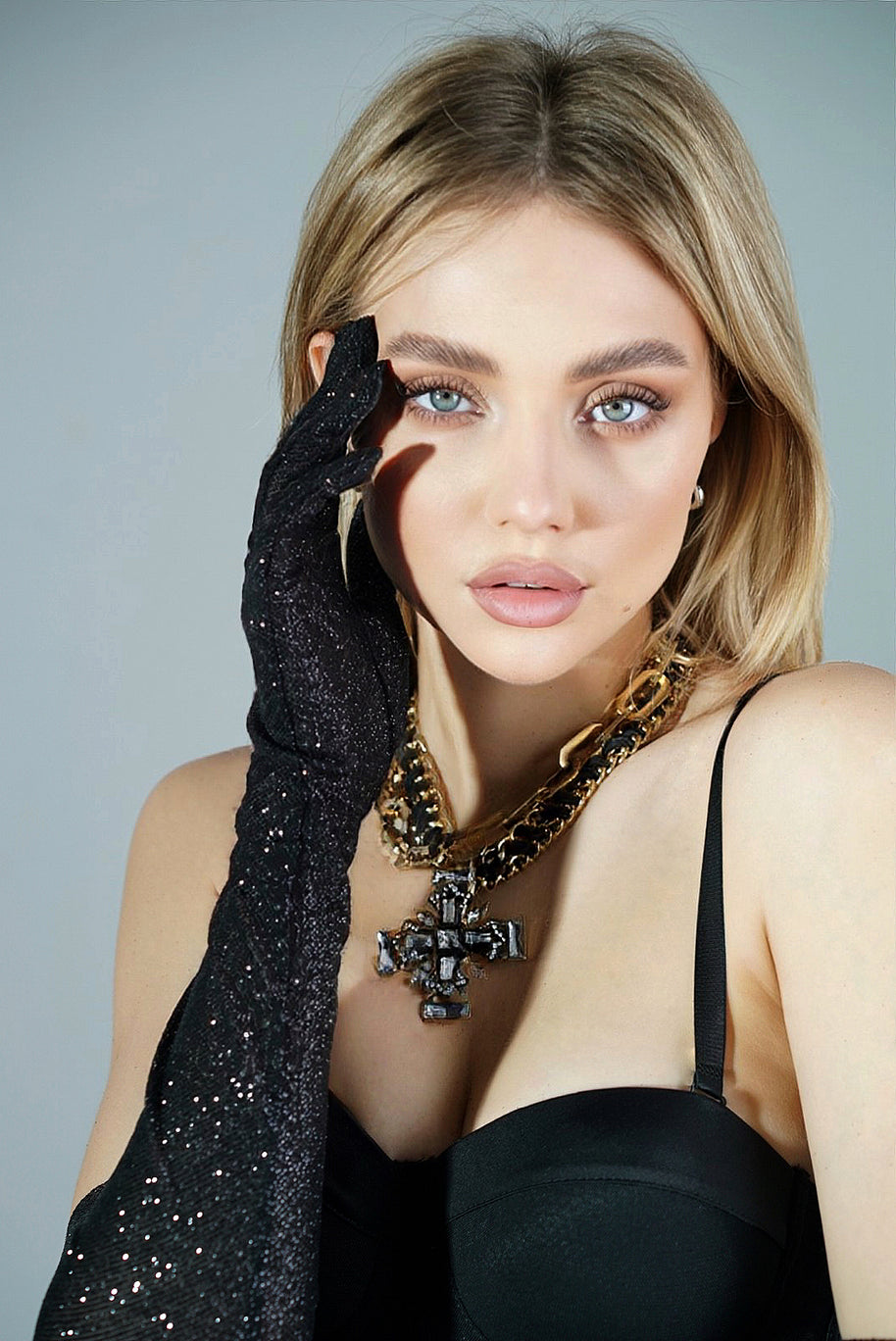 Elegance Unveiled: Black Shiny Glitter Gloves